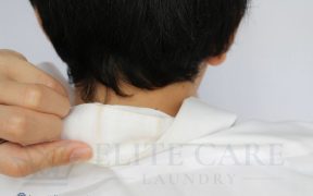 Cách tẩy sạch vết két vàng cổ áo, tay áo sơ mi trắng và màu